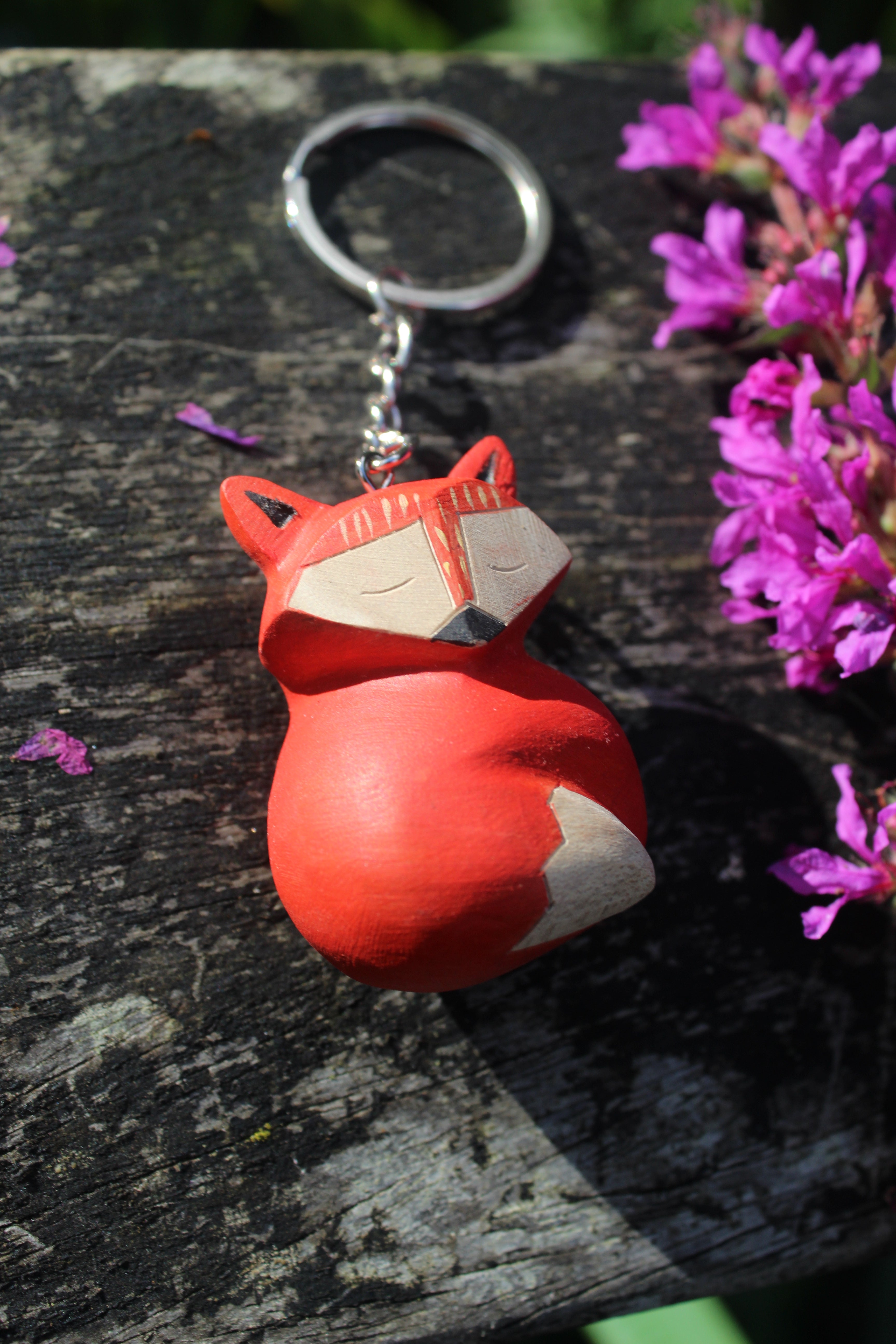 Cinnamon Fox Keychain – Handmade Wooden Keyring