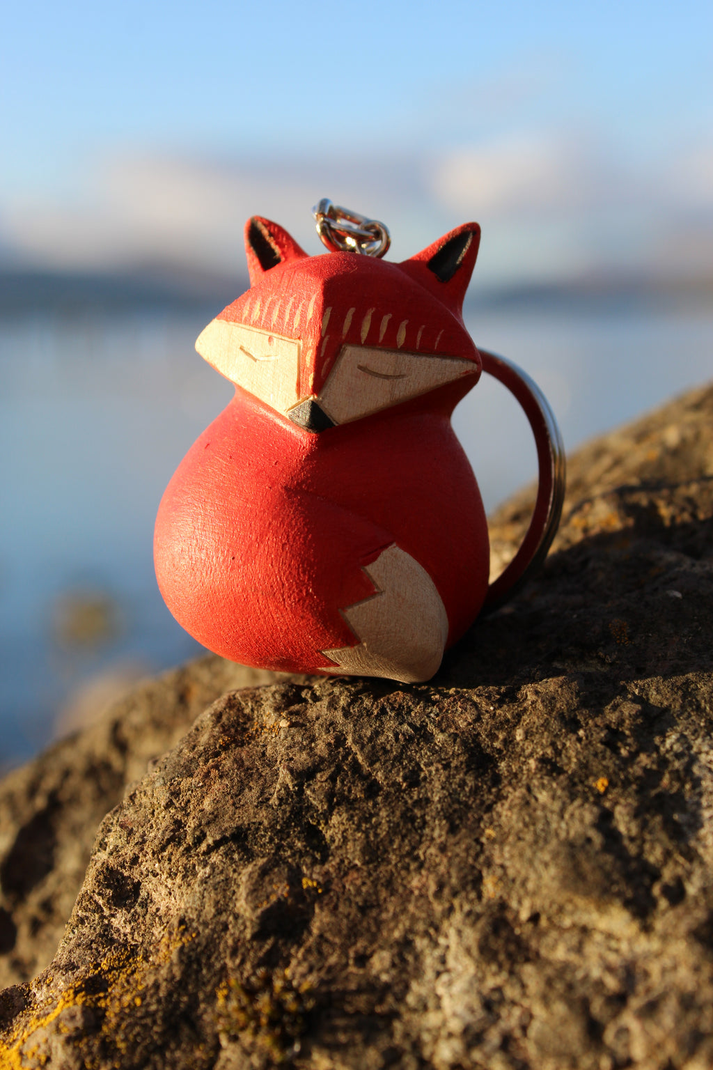 Cinnamon Fox Keychain – Handmade Wooden Keyring